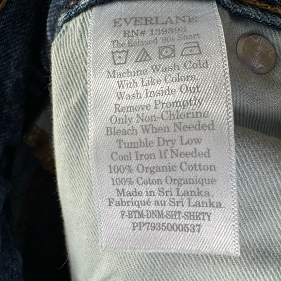 Everlane Women’s The Denim Short in Distressed Light Wash Blue - 26 - Picture 4 of 9
